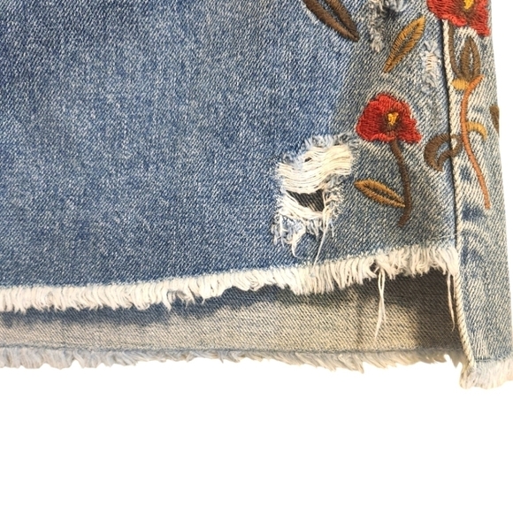 ZARA DENIM HIGH WAISTED FLORAL EMBROIDERED DISTRESSED CUT OFF MINI SKIRT SIZE XS - Picture 7 of 10